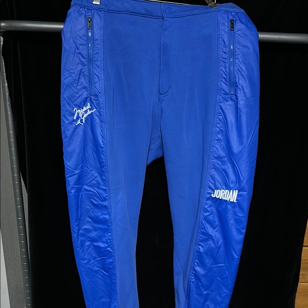 Air Jordan Flight MVP Joggers in Game Royal Blue/White
DV7594 480

**Rare**